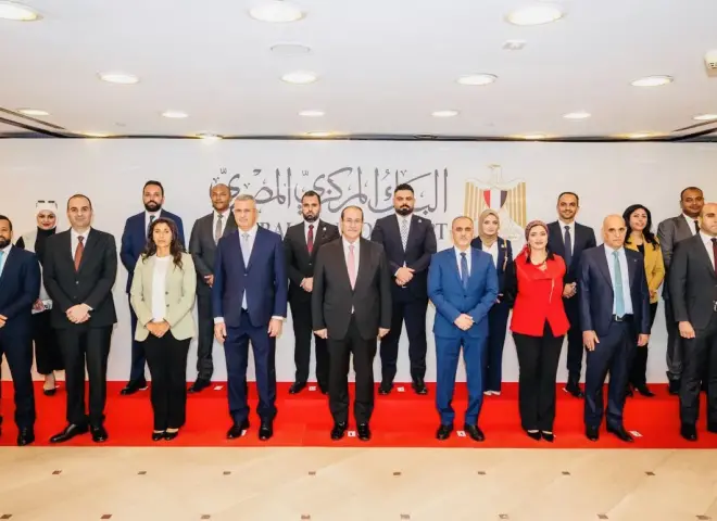 البنك المركزي المصري يستضيف وفدا من نظيره العراقي لتعزيز التعاون وتبادل الخبرات