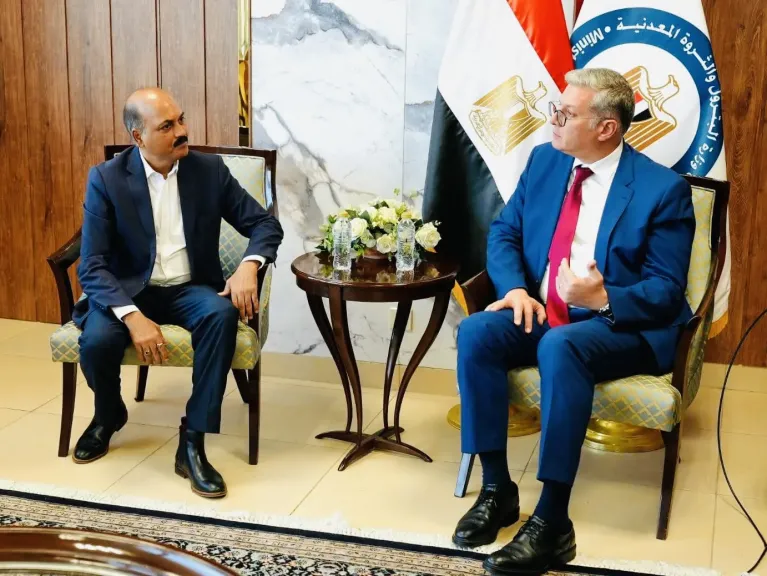وزير البترول