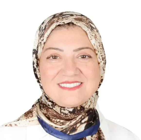 الأستاذة الدكتورة عائشة عبد العال