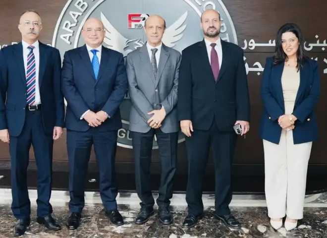 الرقابة المالية تبحث مع اقتصادية قناة السويس فرص التعاون في سوق الكربون الطوعي