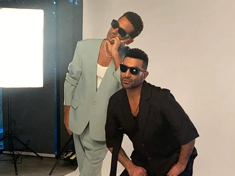 أحمد سعد وشقيقه عمرو