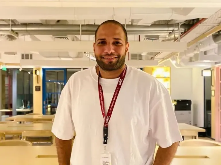 أحمد عادل الرئيس التنفيذي للشركة 
