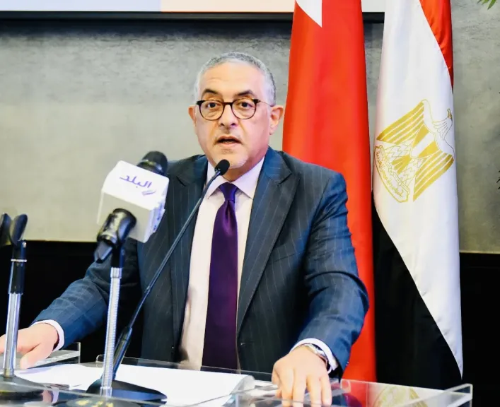 حسام هيبة خلال منتدى الاعمال
