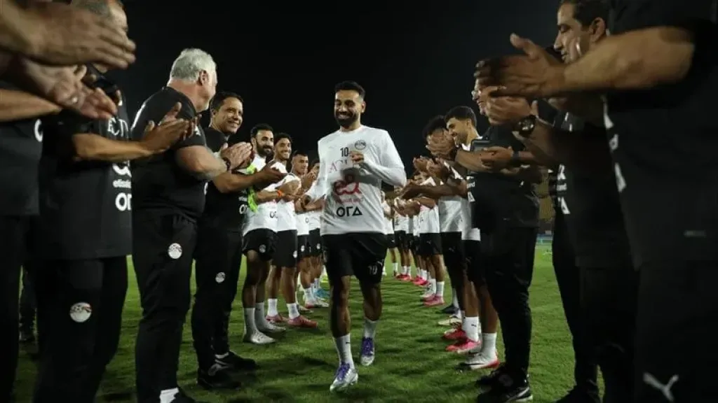 ممر شرفي للكابتن محمد صلاح