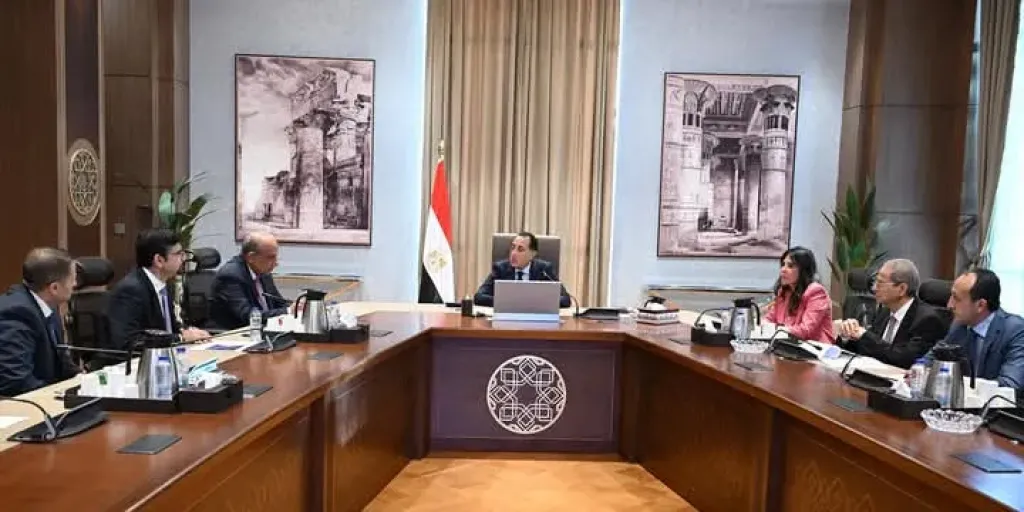 رئيس مجلس الوزراء