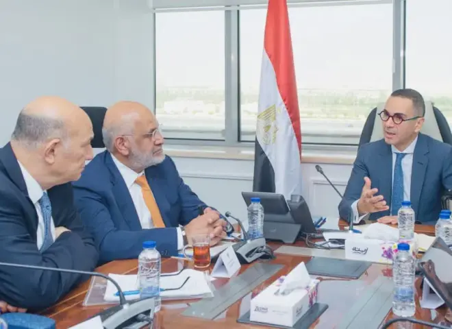 وزير الاستثمار يلتقي وفد البنك الدولي ويستعرض رؤية مصر الاقتصادية وخطط الإصلاح