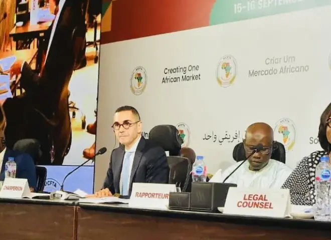 حسن الخطيب يترأس توافقا إفريقيا هاما حول قواعد المنشأ للمنسوجات والسيارات