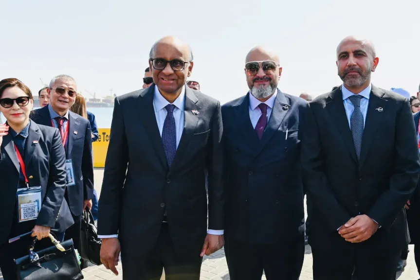 جانب من الزيارة