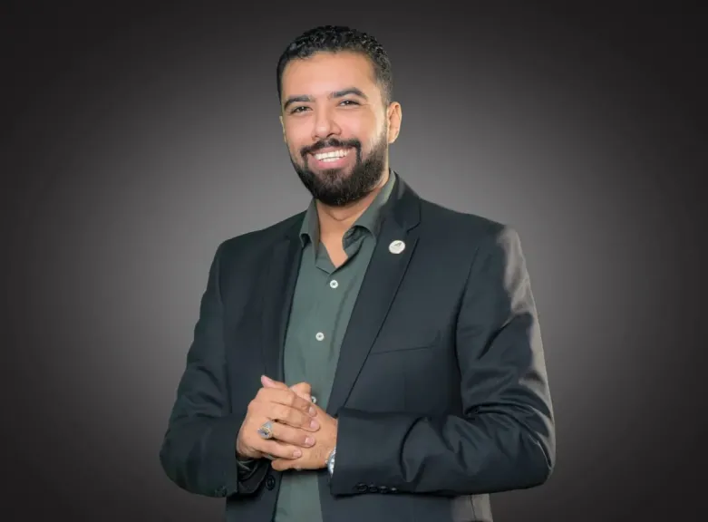 الدكتور عبدالحميد الوزير 
