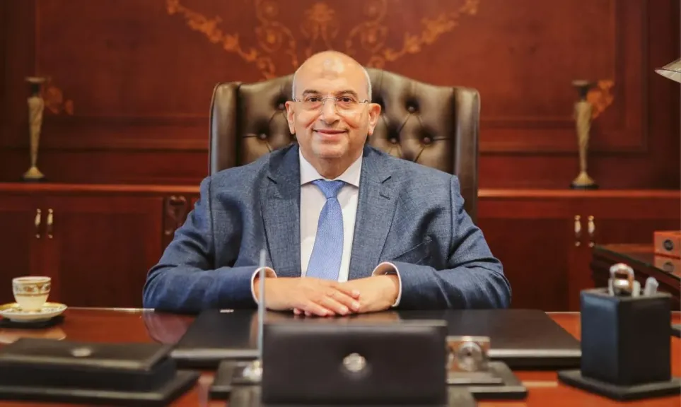 اشرف عبد الغني 
