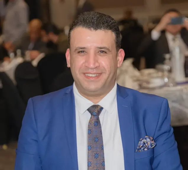 عمرو فتوح 