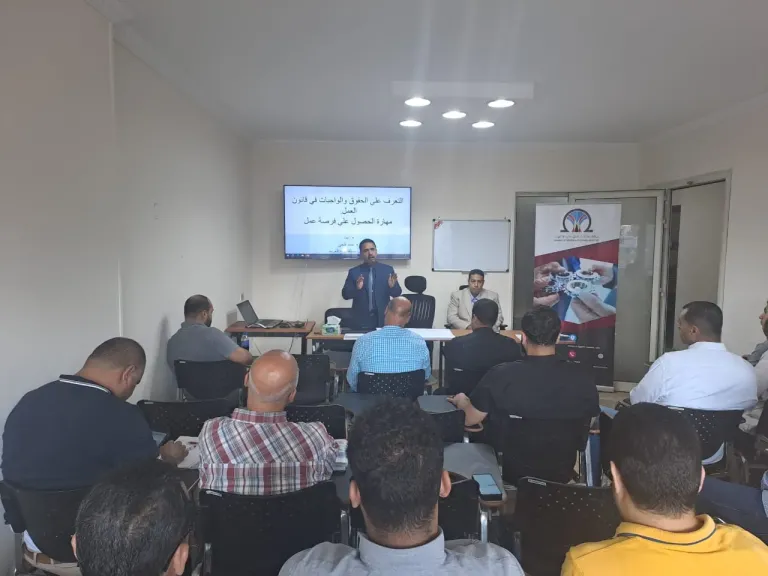 ورشة عمل غرفة الطباعة 