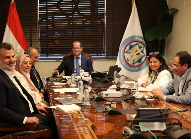 وزير المالية: الاقتصاد المصري يستعيد ثقة المستثمرين ويحقق نموًا يفوق التوقعات وزير المالية: الاقتصاد المصري يستعيد ثقة المستثمرين ويحقق نموًا يفوق التوقعات