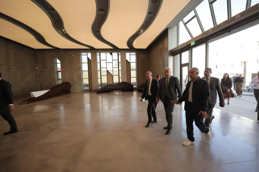 متابعة الاستعدادات النهائية  لحفل افتتاح المتحف