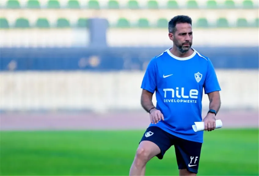 الزمالك يُطيح بفيريرا بعد تراجع النتائج.. وعبد الرؤوف الأقرب لقيادة الفريق مؤقتًا الزمالك يُطيح بفيريرا بعد تراجع النتائج.. وعبد الرؤوف الأقرب لقيادة الفريق مؤقتًا