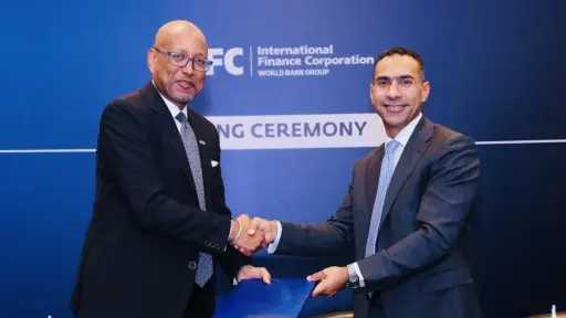 بنك قناة السويس يتلقى تمويلا بـ 50 مليون دولار من IFC لدعم المشروعات الصغيرة والمتوسطة