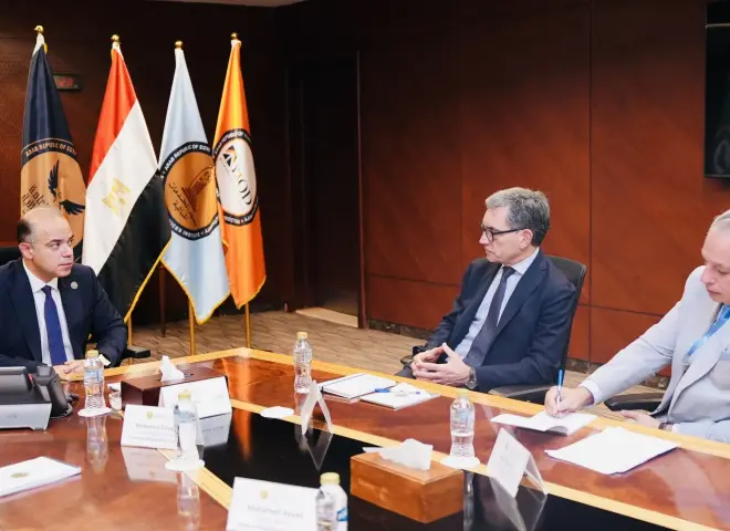 رئيس الرقابة المالية يبحث مع سيتي بنك تطوير سوق رأس المال وتعزيز جاذبيته للاستثمارات الأجنبية