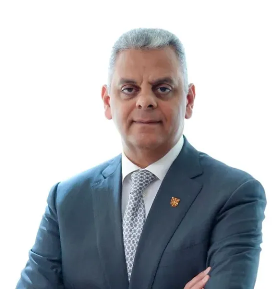 علاء الزهيري رئيس اتحاد شركات التأمين المصرية 