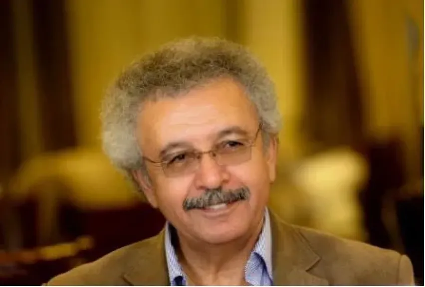  الكاتب إبراهيم نصر الله