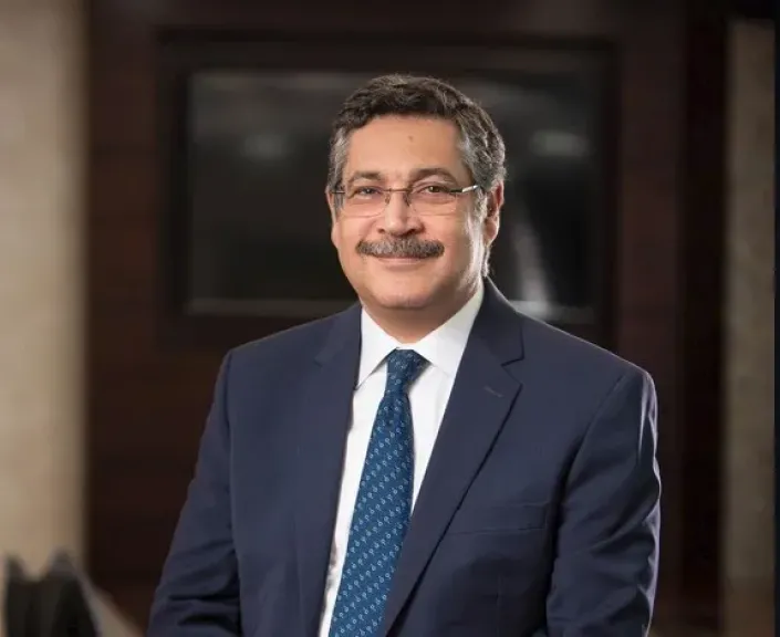 حسن غانم الرئيس التنفيذي لبنك التعمير والإسكان