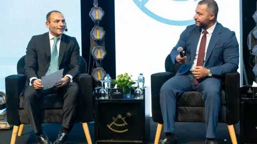 البورصة المصرية تشارك في حوار موسع حول خطط تطوير السوق وتفعيل الآليات الجديدة