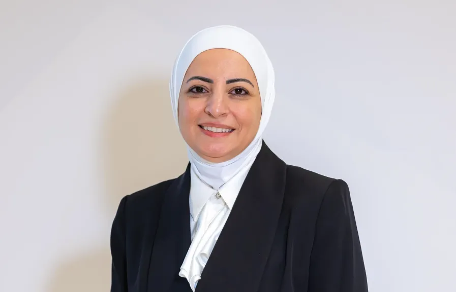 سامية أبو شريف: التحول الرقمي والذكاء الاصطناعي ضرورة استراتيجية لتعزيز الامتثال ومواجهة الجرائم المالية