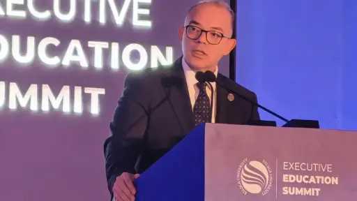 رئيس الرقابة المالية في قمة التعليم: نطور تطبيق «تمكين المرأة» لتعزيز مشاركة النساء بمجالس الإدارة