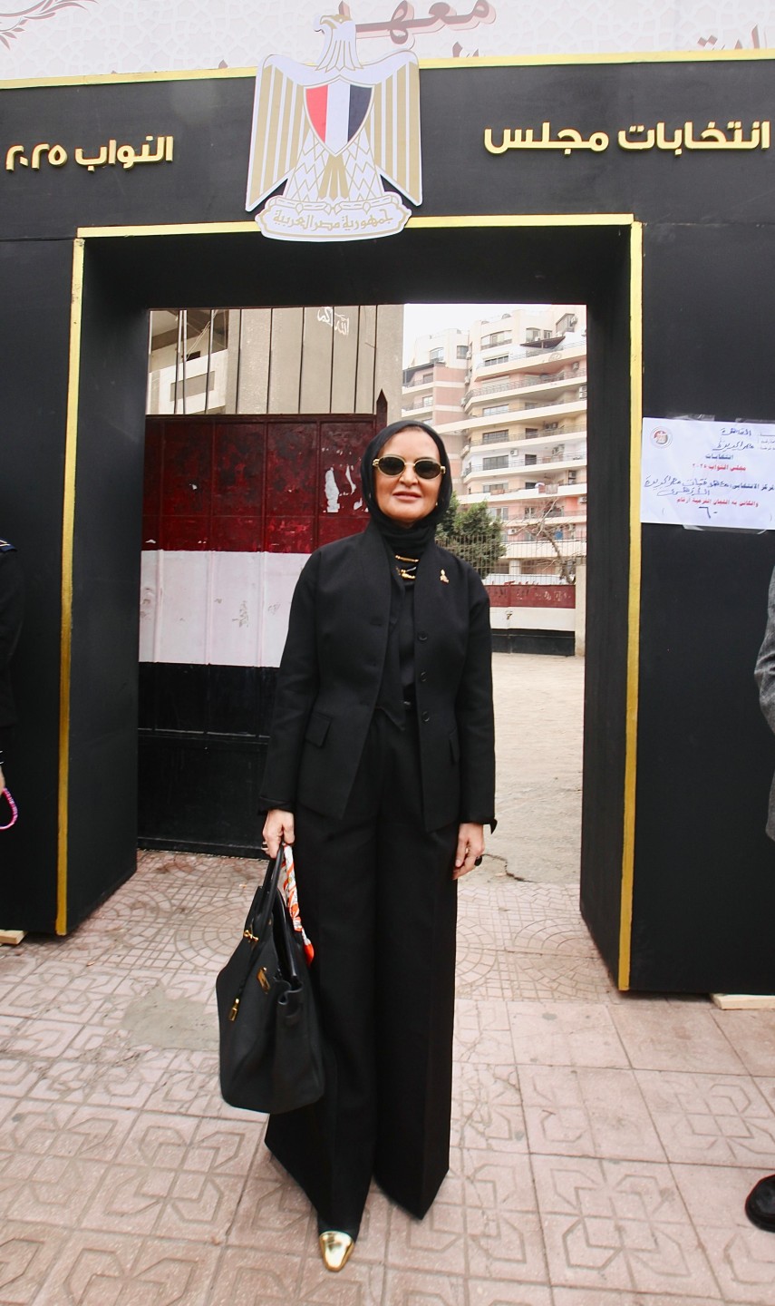 أدلت الدكتورة سحر نصر، أمين عام بيت الزكاة والصدقات، ووكيل لجنة الشئون الاقتصادية والمالية والاستثمار بمجلس الشيوخ، بصوتها صباح اليوم في المرحلة الثانية لانتخابات مجلس النواب المصري بمقر اللجنة الانتخابية بمعهد فتيات مصر الجديدة النموذجي الأزهري بمصر الجديدة.