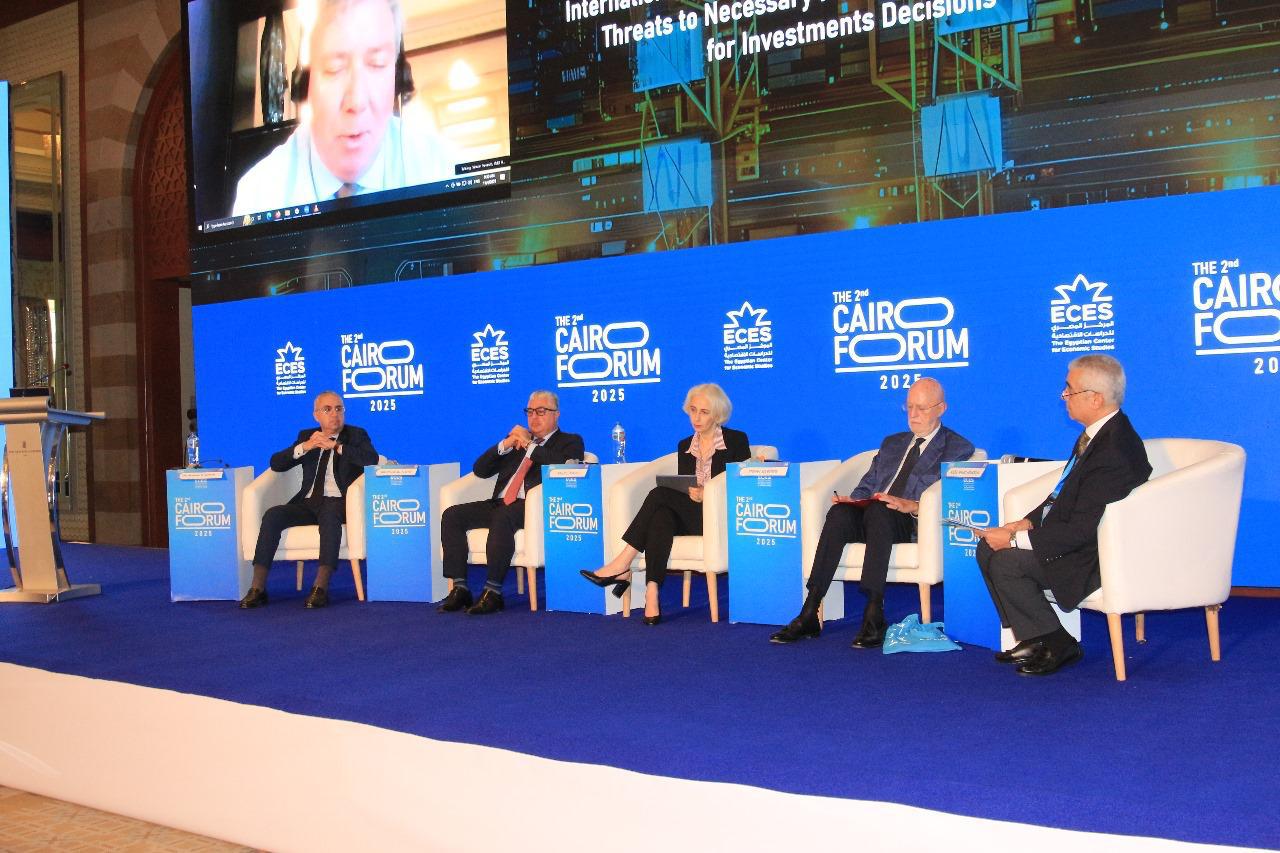 مساعد وزير الاستثمار منتدى القاهرة