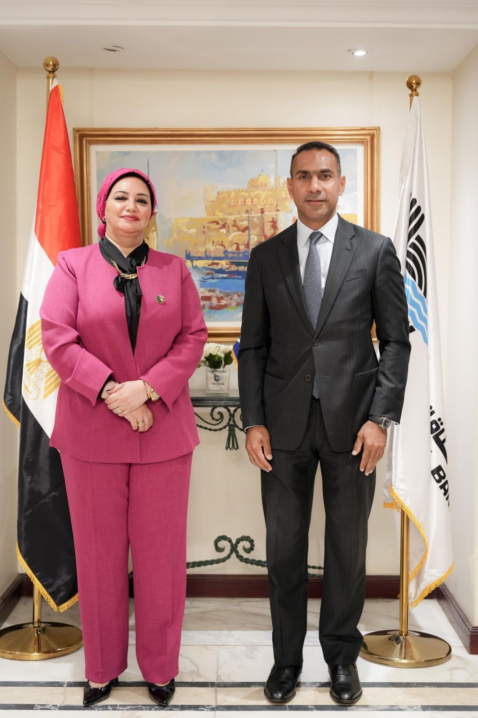 بنك قناة السويس يستقبل وفد اتحاد نقابات جنوب إفريقيا «ساسبو» لتعزيز التعاون النقابي والمصرفي