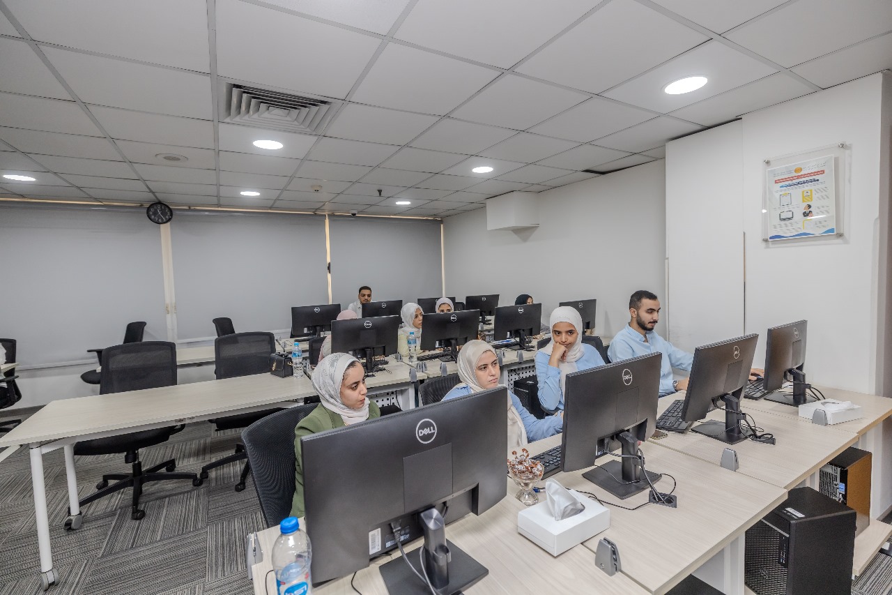 بيت الزكاة والصدقات يختتم الموسم الثالث لمبادرة «التدريب من أجل التوظيف» بالتعاون مع شركة بنوك مصر والمعهد المصرفي