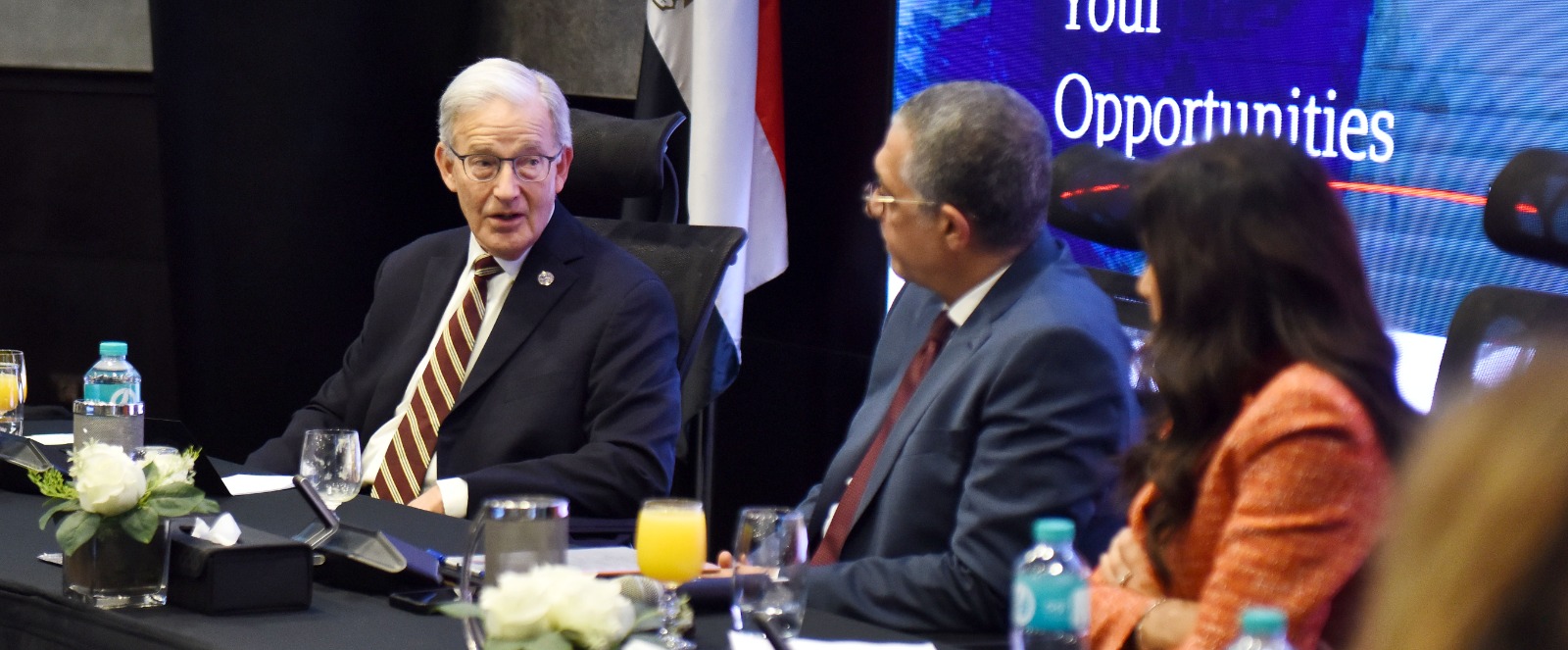 هيئة الاستثمار تستقبل وفدا أميركيا لبحث فرص الشراكة في قطاعات الصحة والتكنولوجيا الزراعية