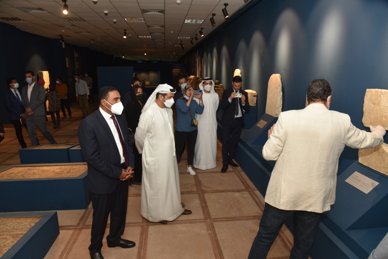 جولة محافظ مطروح وسفير دولة الإمارات