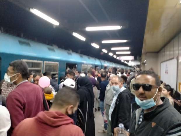 رصيف محطة سعد زغلول بعد تعطل أحد القطارات